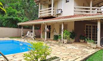 Imagem: Sobrado com 3 dormitório, sendo 1 suíte