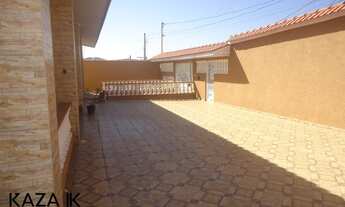 Imagem: CASA A VENDA COM 03 DORMITÓRIOS, 07 VAGAS