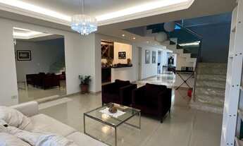 Imagem 2: Casa a venda ou permuta com 3 suítes, gourmet, piscina, 6 vagas no condomínio de alto padr