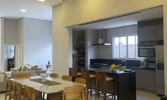 Imagem 7: Casa térrea a venda com 3 Suites, gourmet, piscina, 4 vagas no condomínio de alto padrão R