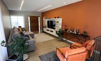 Imagem 3: Casa para venda com 6 dormitórios, gourmet, piscina, 4 vagas no condomínio de alto padrão