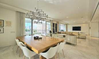 Imagem: 4 dormitórios na Avenida Açocê