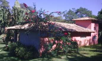 Imagem: Casa em Condomínio à Venda em Embu das