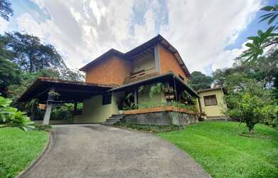 Imagem 2: Excelente casa em condomínio arborizado, com fácil acesso ao centro de Embu, centro de Cot