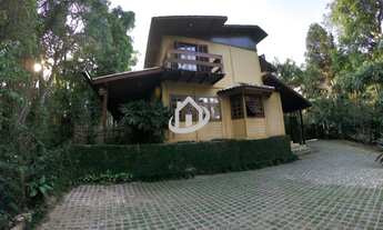 Imagem: Casa em condomínio, 3 km do centro de Embu!