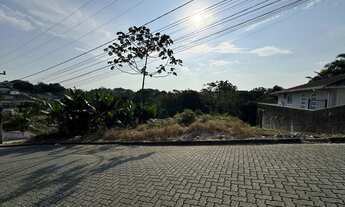 Imagem: Terreno à venda em Joinville-SC, bairro