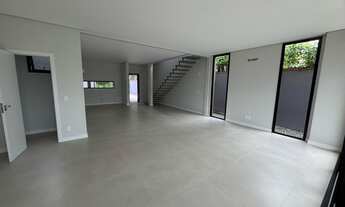 Imagem 6: CASA SOBRADO NO SAGUAÇU | 04 SUÍTES | 04 VAGAS DE GARAGEM | 218 M²