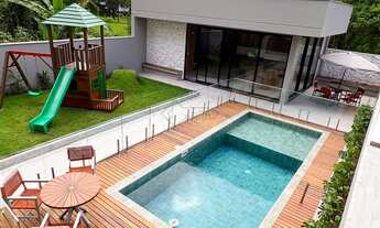 Imagem 2: Encantador Apartamento no Prestigiado Bairro Saguaçu | 90 m² | Suíte + 2 Quartos