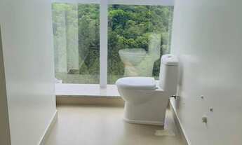 Imagem 4: APARTAMENTO PIONEIROS B.C. | 4 SUÍTES | 4 VAGAS DE GARAGEM | | LAVABO