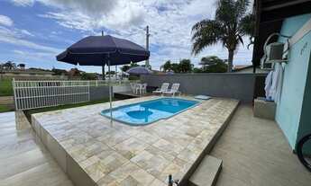 Imagem: POUSADA NO CAPRI SÃO FRANCISCO DO SUL