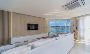 Imagem 3: APARTAMENTO FRENTE MAR EM BALNEÁRIO CAMBORIÚ | 4 SUÍTES | 4 VAGAS DE GARAGEM | 237 M²
