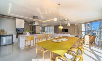 Imagem 7: APARTAMENTO FRENTE MAR EM BALNEÁRIO CAMBORIÚ | 4 SUÍTES | 4 VAGAS DE GARAGEM | 237 M²