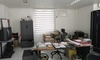 Imagem 5: GALPÃO COMERCIAL NO FLORESTA | TERRENO 1554 M² | GALPÃO 848 M² | 30 VAGAS DE GARAGEM