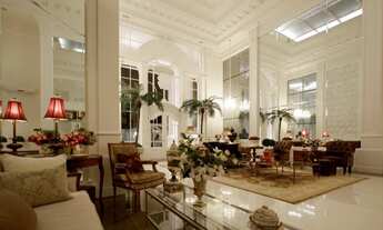 Imagem 2: APARTAMENTO CENTRO B.C. | FRENTE MAR | 3 SUÍTES | 4 VAGAS DE GARAGEM | MOBILIADO