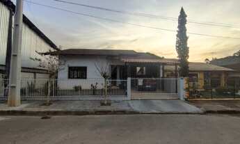 Imagem: LINDA CASA COM 03 DORMITÓRIOS NO FLORESTA