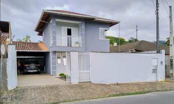 Imagem: CASA COM 3 DORMITÓRIOS À VENDA NO BOM