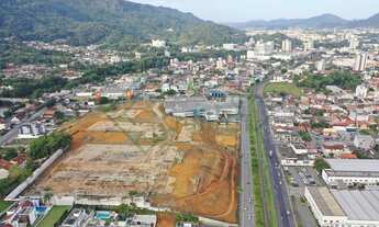 Imagem: EXCELENTE TERRENO NO CENTRO DE JARAGUÁ