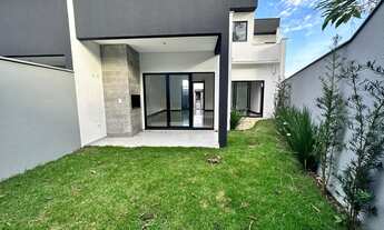 Imagem 7: CASA DE ALTO PADRÃO NO GLÓRIA | RUA SEM SAÍDA | 02 VAGAS DE GARAGEM | CHURRASQUEIRA