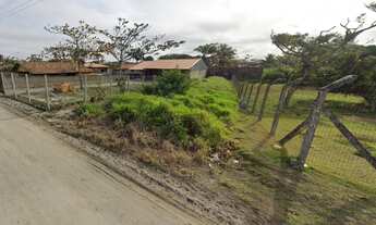 Imagem 3: Oportunidade Única à Beira-Mar na Encantadora Praia do Chico, Barra do Sul/SC