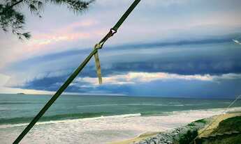 Imagem 5: Oportunidade Única à Beira-Mar na Encantadora Praia do Chico, Barra do Sul/SC