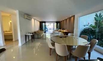 Imagem 3: Casa para locação no Condomínio Quintas do Rio - Barra da Tijuca, com 6 Quartos, 4 suítes