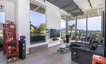 Imagem 2: Cobertura à venda no Condomínio Le Parc - Barra da Tijuca por R$3.050.000,00