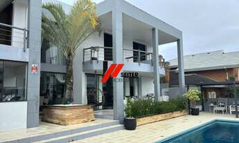 Imagem: Casa com 5 quartos no bairro João Paulo