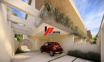 Imagem 2: Casa Duplex com 3 quarto sendo 1 suíte à venda na praia dos Ingleses em Florianópolis