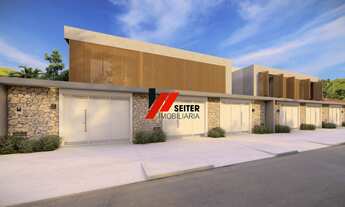 Imagem 4: Casa Duplex com 3 quarto sendo 1 suíte à venda na praia dos Ingleses em Florianópolis