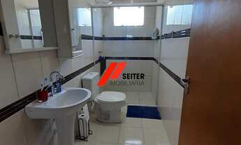 Imagem 6: Casa de 3 dormitórios sendo suite à venda no bairro Corrego Grande em Florianópolis