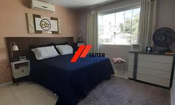 Imagem 4: Casa de 3 dormitórios sendo suite à venda no bairro Corrego Grande em Florianópolis