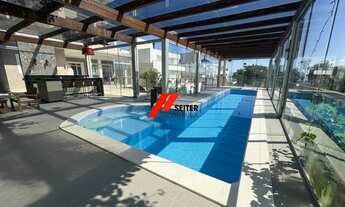 Imagem: Casa à venda com 4 quartos em condomínio