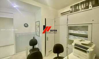 Imagem: Sala comercial a venda no centro de Florianópolis