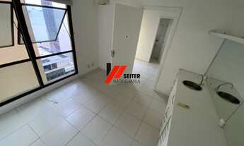 Imagem 3: Sala comercial a venda no Centro de Florianópolis