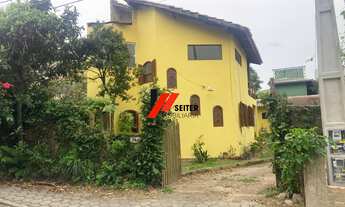 Imagem 2: Casa com edícula para alugar no Rio Tavares