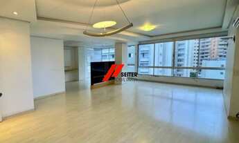 Imagem 2: Apartamento à venda no Centro de Florianópolis