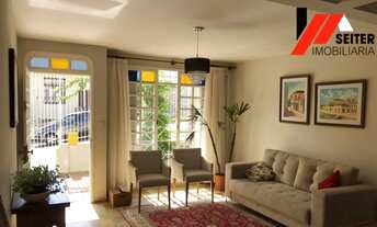 Imagem 2: Casa a venda de 4 dormitórios no Centro de Florianópolis