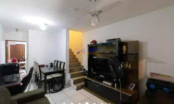 Imagem 2: Imperdível oportunidade de adquirir casa com 2 quartos e vaga de garagem na Vila Carmosina