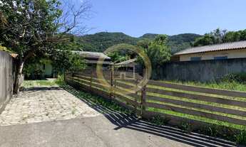 Imagem 4: Casa de 2 dormitórios com amplo terreno na Vargem Grande