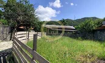 Imagem 3: Casa de 2 dormitórios com amplo terreno na Vargem Grande