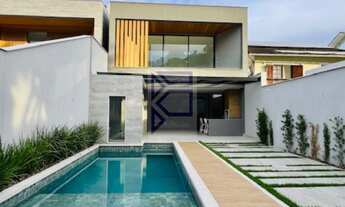 Imagem: Casa de luxo em condomínio na Barra da