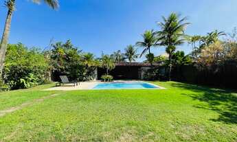 Imagem 3: Casa de Luxo à Venda na Barra da Tijuca - 4 Quartos, 4 Suítes, 4 Salas, 7 Banheiros, 5 Vag