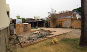 Imagem 4: Terreno inteiro na Avenida das Sibipirunas, de 525 m²