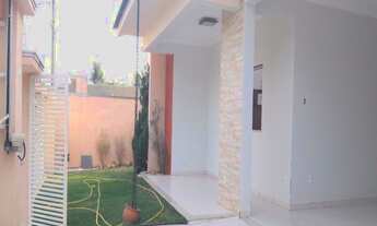 Imagem 4: Vende-se 2 casas no mesmo terreno. Sendo 1 casa de 230 m², com 4 quartos, sendo 2 suítes