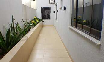 Imagem 4: Vende-se 2 casas, tendo cada uma: com 2 quartos, sendo 1 suíte, toda no porcelanato, forro