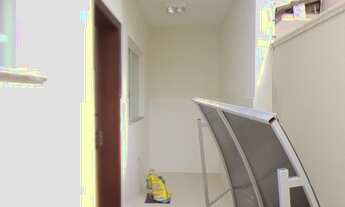 Imagem 2: Vende-se conjunto residencial com 4 sobrados, todos com 2 quartos