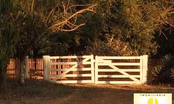 Imagem: Vende-se Linda Chácara de 11.000 m² a