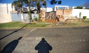 Imagem: Vende-se terreno com 2 casas de alvenaria