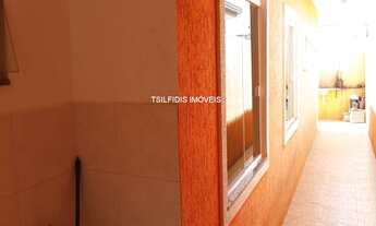 Imagem 4: Vende-se casa com 3 quartos, sendo uma suíte, wc, sala de 2 Ambientes, cozinha. garagem pa