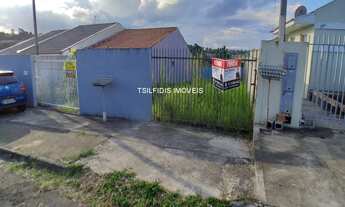 Imagem: Vende-se casa com 3 quartos e piscina, no